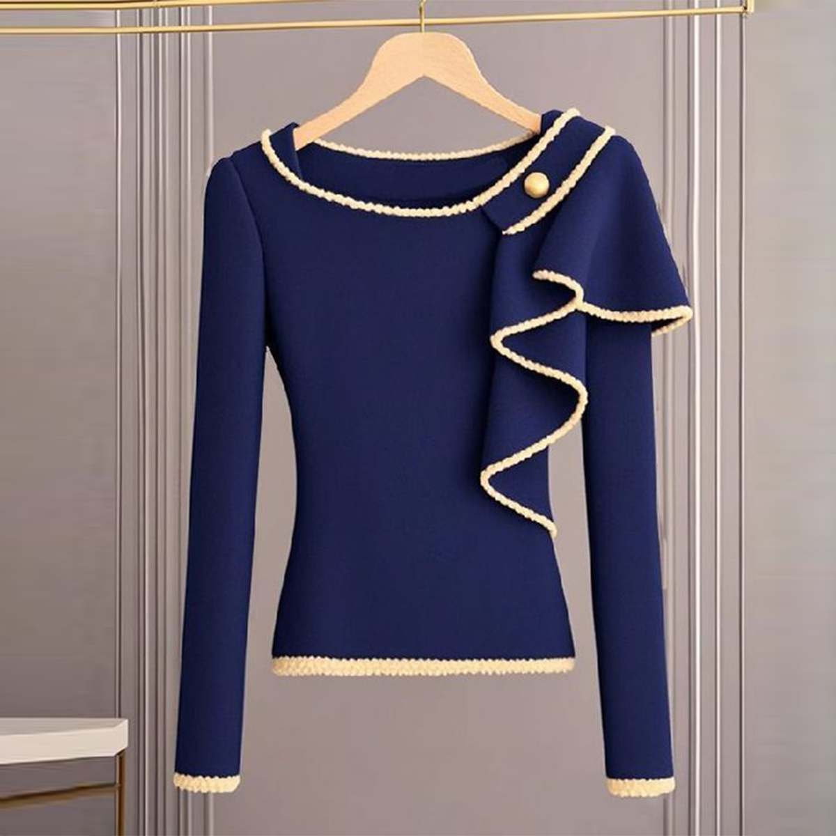 Pull en maille bleu frais à manches longues