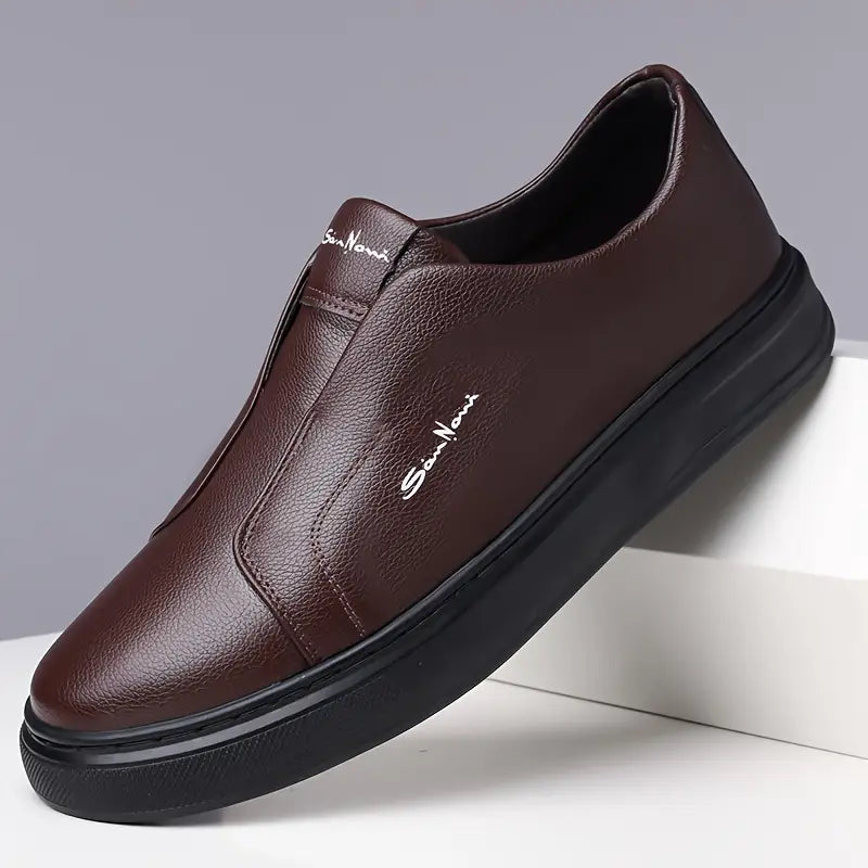 Chaussures en cuir à enfiler