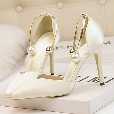 Talons hauts en soie Bianka
