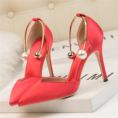 Talons hauts en soie Bianka