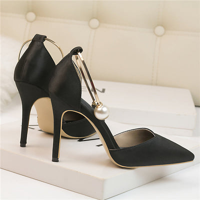 Talons hauts en soie Bianka