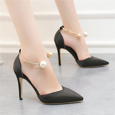 Talons hauts en soie Bianka
