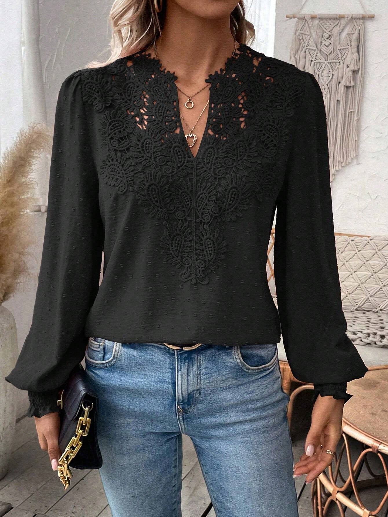 Blouse en dentelle à manches longues Zenya™