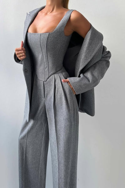 Dolce™ - Ensemble en trois pièces avec blazer à double rangée