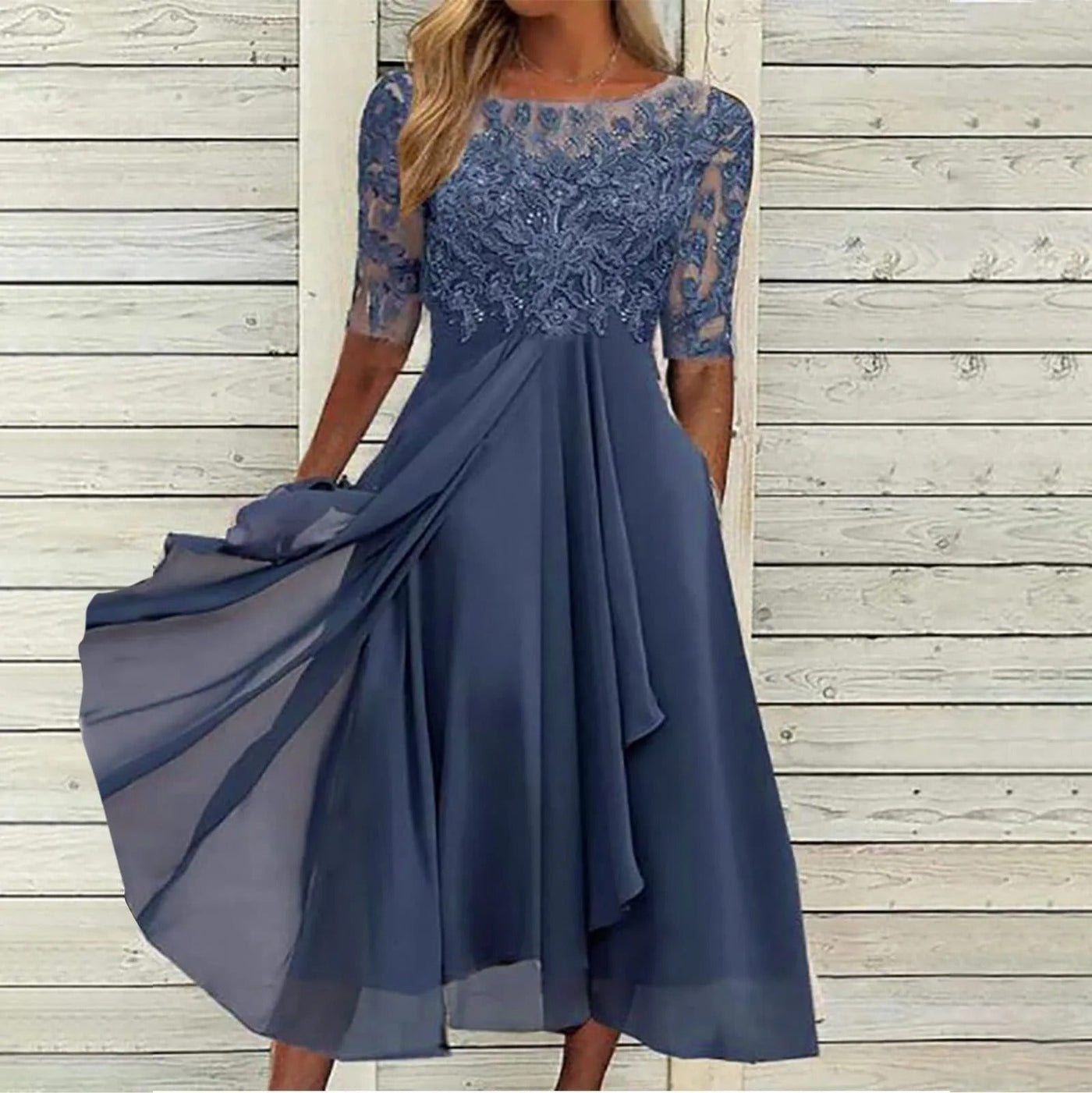 Robe midi en dentelle Scarlett™
